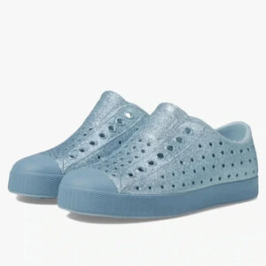 💚 Native Jefferson Hollywood Blue Hydrangea Bling/Shell Kids Shoe - J2